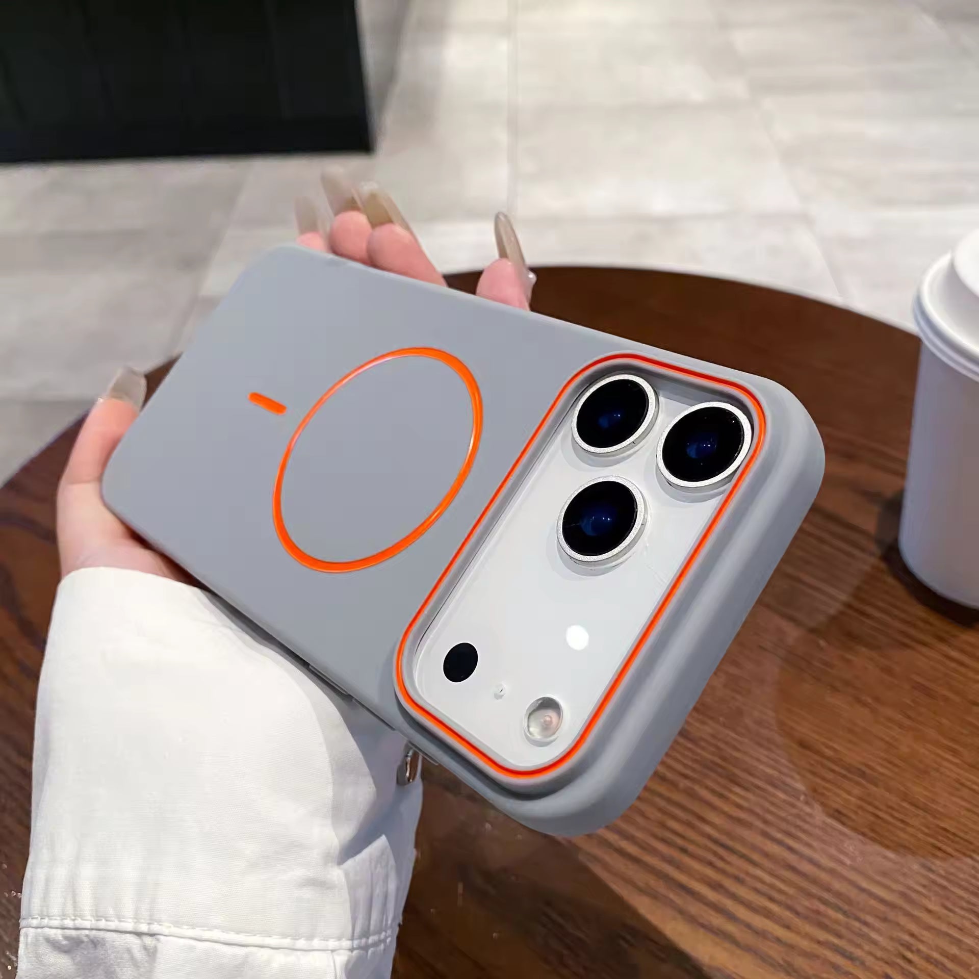 Domingo Case - IPhone