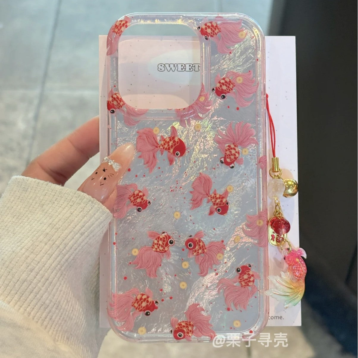 Adorable Playful Gold Fishy Case - iPhone