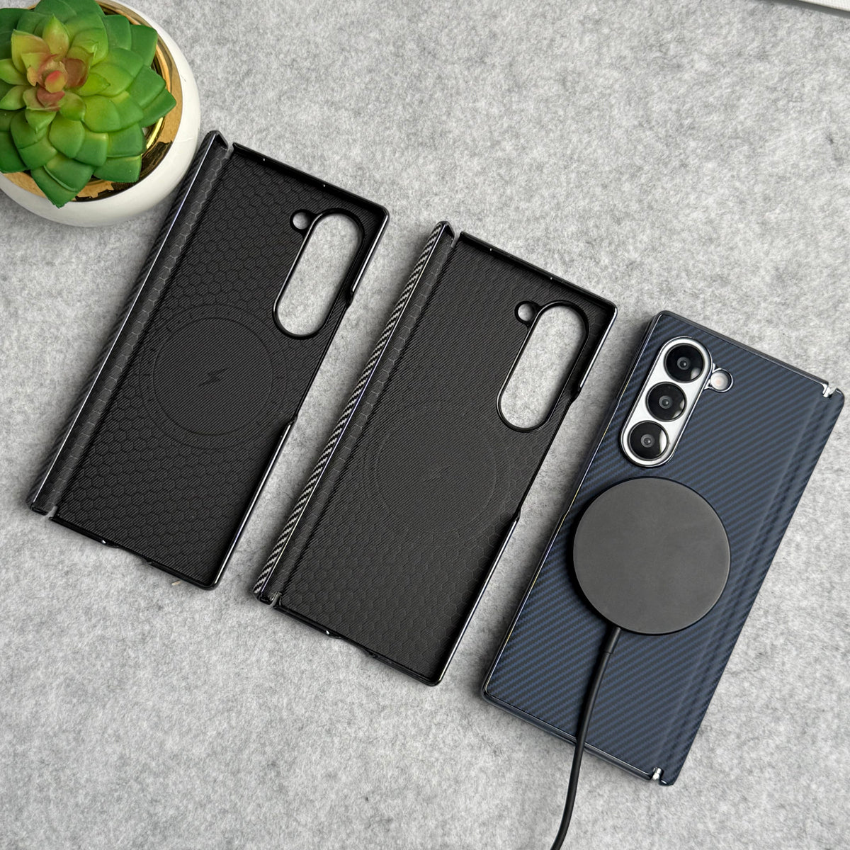Carbon Texture Side Hinge Front Glass Protection Case.